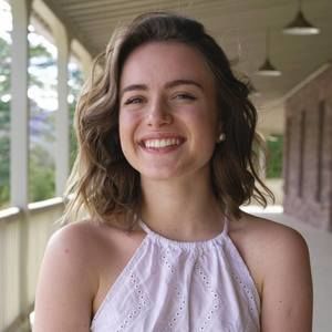 Meet your Posher, Mikaela